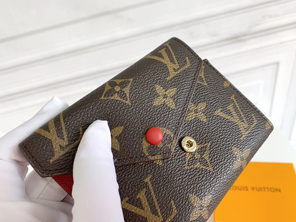 LVコピーウォレット角部分ディテール